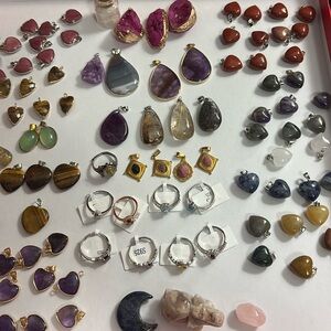 UNLISTED CRYSTAL NECKLACE PENDANTS and RINGS JOIN LIVE ❤️